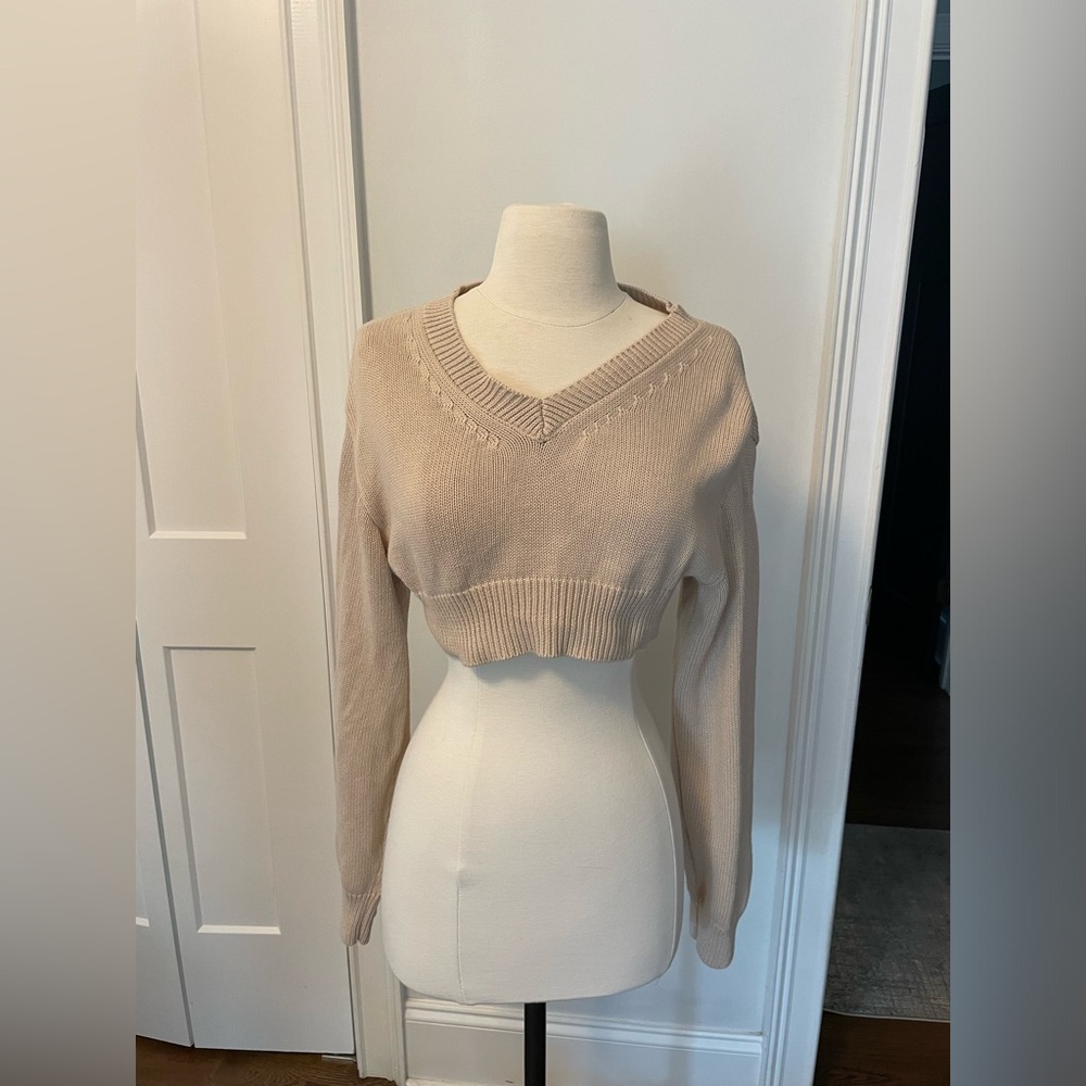 Olivaceous cropped sweater